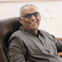 Author Desikamani