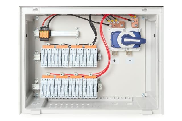 DC COMBINER BOXES for STRING INVERTERS 1MPPT, Combiner boxes without string monitoring , 20 inputs, PV 220S0F3CXXV1O0TXPX15LWW